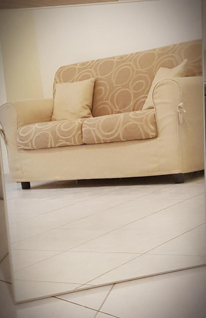 Happy Apartment Лечче Экстерьер фото